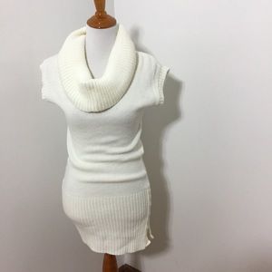 RUE21 White Wool Dress Size L